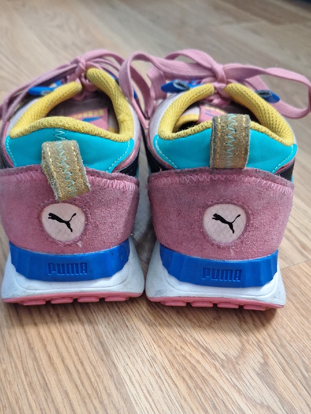 Puma Rider FV Future Vintage Multicolor Runner Sneaker - Pink, Teal, Black, Gold - Picture 4 of 13